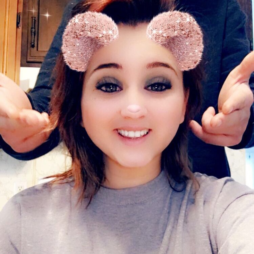 Meet your Posher, Karissa